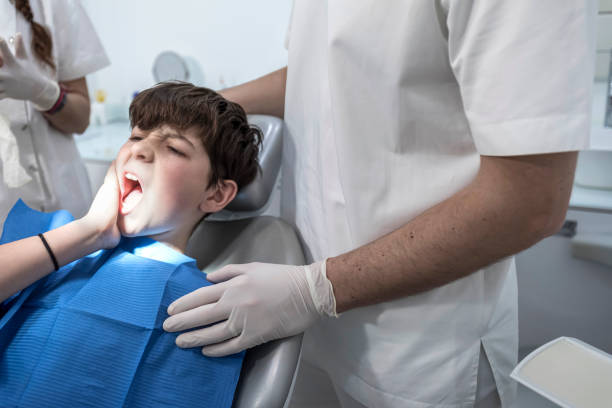Best Emergency Dental Care for Broken or Chipped Teeth in Romulus, MI